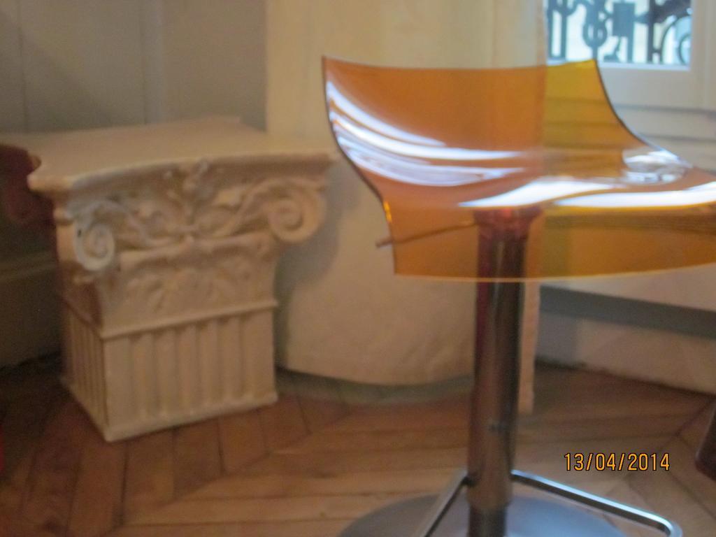 Bed And Breakfast Paris Centre Room photo